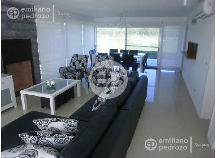 imagen  de la propiedad 104476